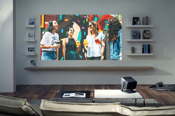 初心者向け】ホームシアターは失敗しがち？後悔しない「最初の一台」は